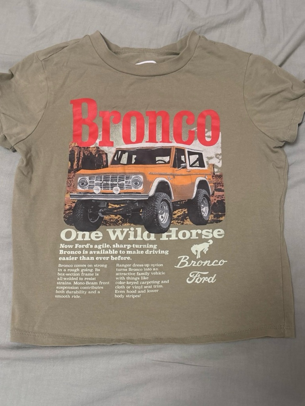 Women’s Graphic Tee in Olive with Orange Truck